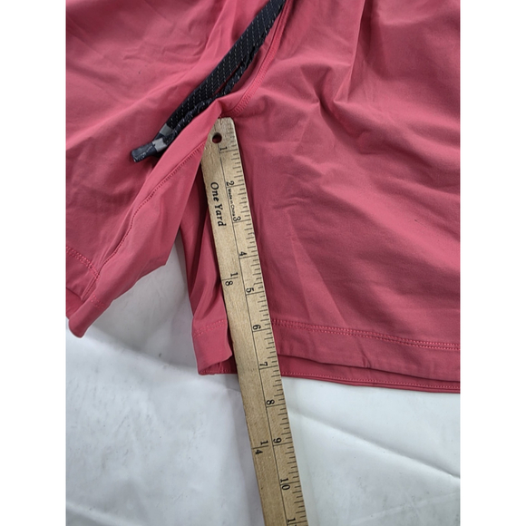 Fabletics The 7" One Shorts Men Medium Athletic Quick Dry Lightweight Pink - Picture 3 of 5